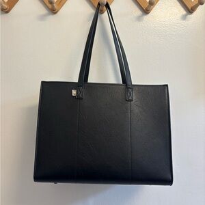 The Beis Work Tote in Black